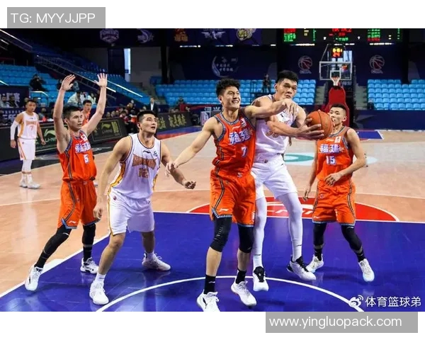 赛后分析:重庆篮球队与西安篮球队在比赛中的战术灵活性对比 赛后分析:重庆篮球队与西安篮球队在比赛中的战术灵活性对比