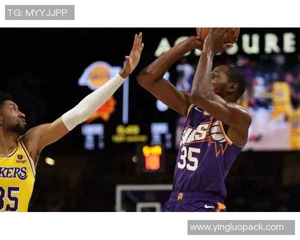 沙迦与塔亚文的对决分析探讨两队战术风格与球员表现的精彩碰撞