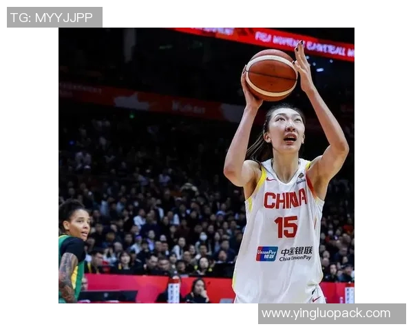 WNBA飞翼与梦想的激烈对决展现女篮魅力与实力较量