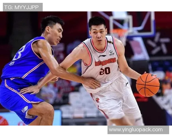 任骏飞领衔广东男篮奋勇拼搏助力球队争夺新赛季冠军荣耀