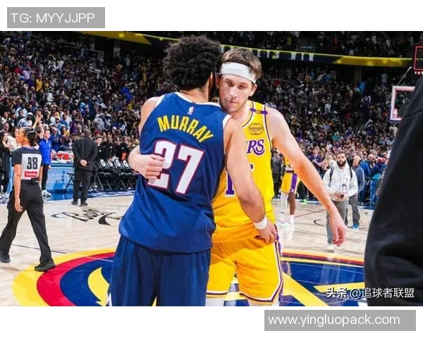 湖人队以124分战胜掘金队展现强大实力再度引发球迷热议